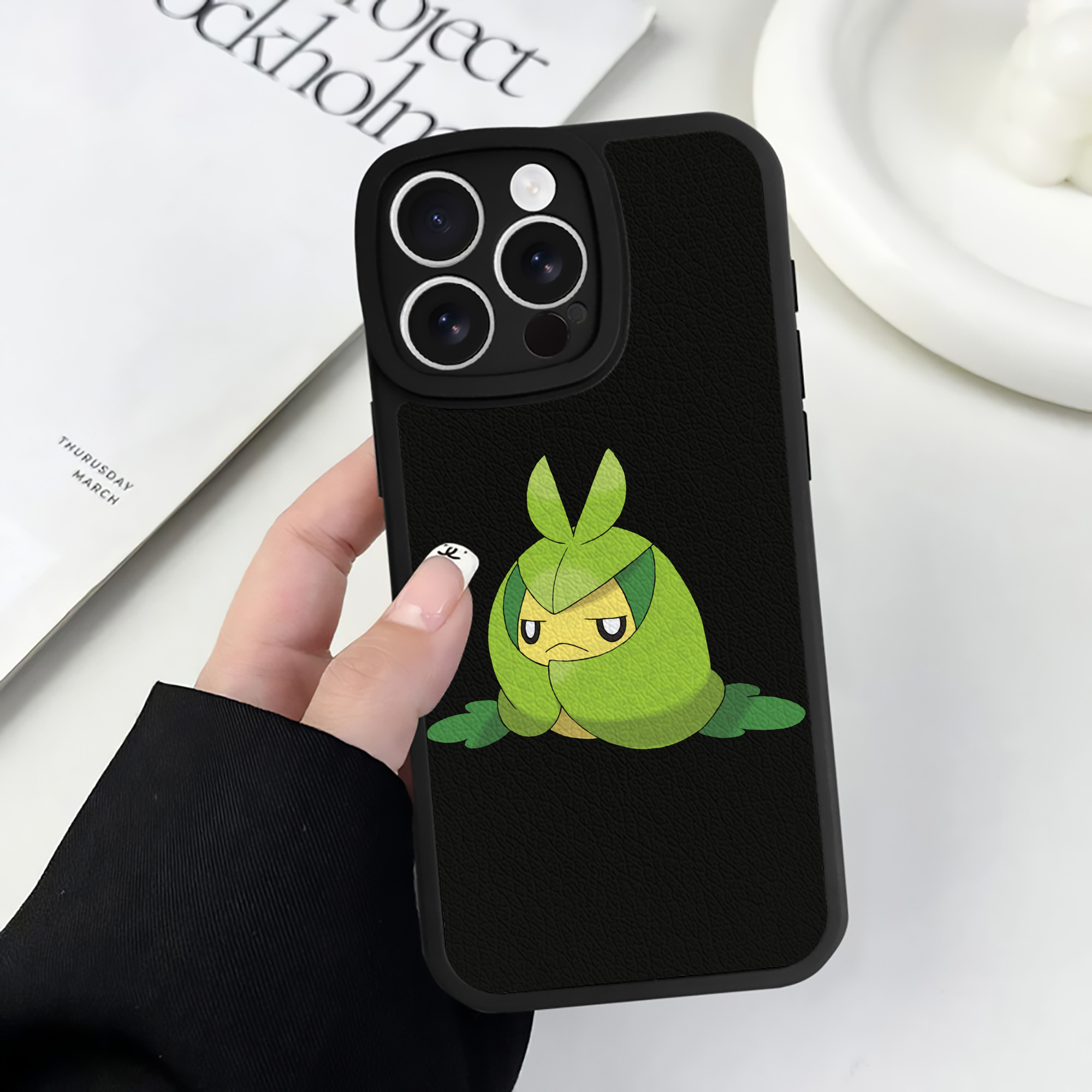 （画像用） ポケットモンスター Pokémon 【iPhone 16シリーズ対応】シリコンスマホケース（レザー調） 材質：シリコン